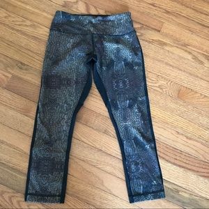 Lululemon Wunder Under Capris